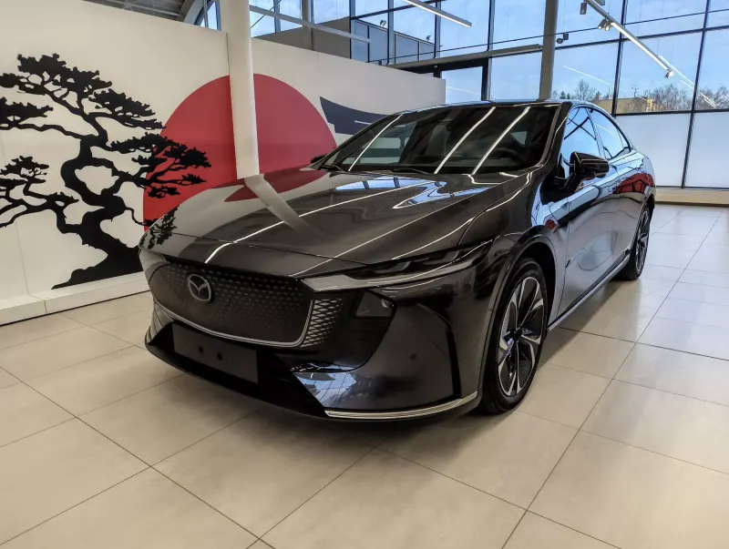 Mazda 6e Long Range skladem v AutoPalace Brno