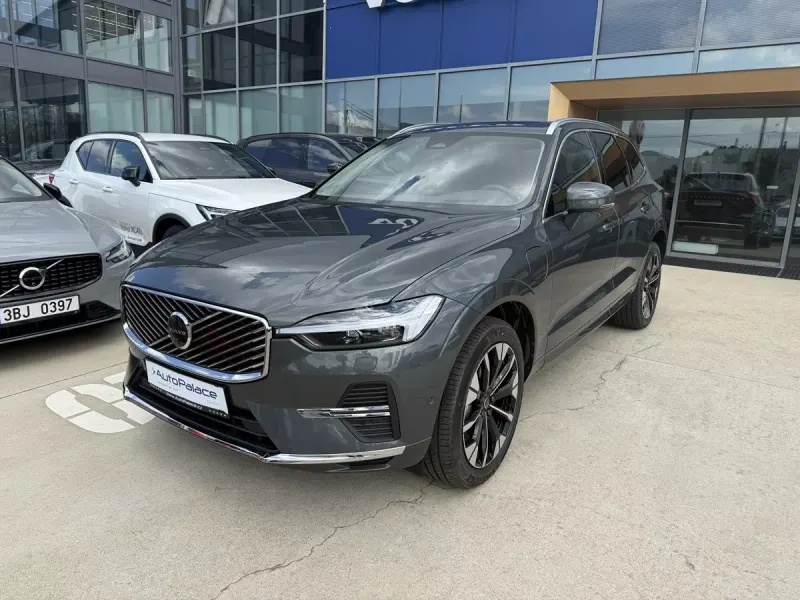 Volvo XC60 skladem v areálu AutoPalace Brno