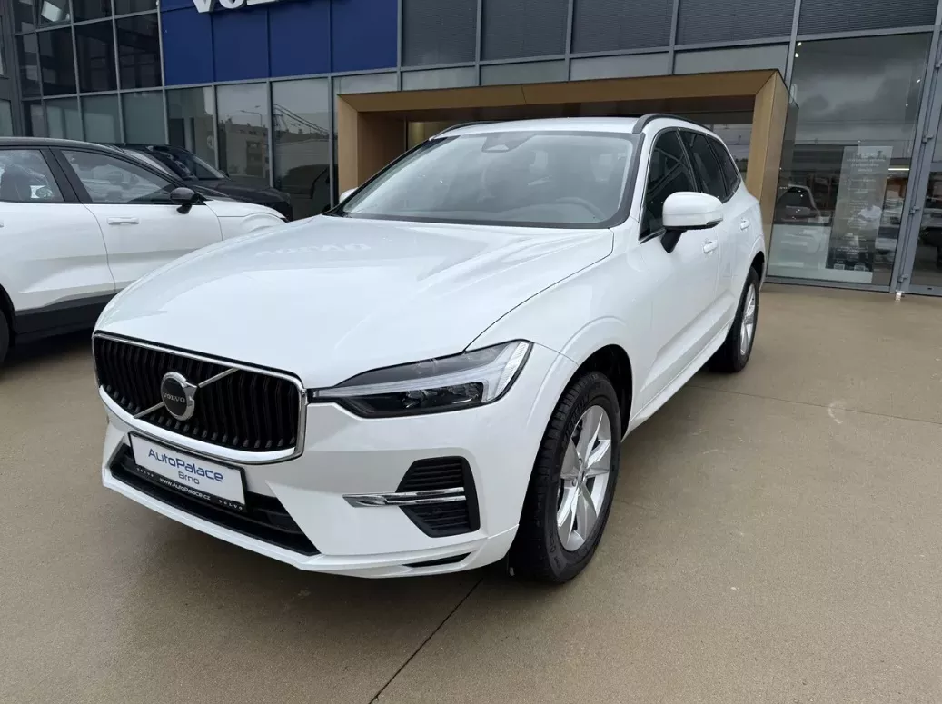 Volvo XC60 B5 Core skladem v AutoPalace Brno